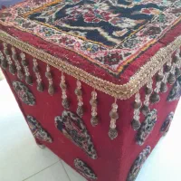 سلام یک میز صنعتی برای گوشه دیوار
