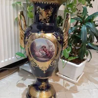 گلدان سورمه ای پایه دار