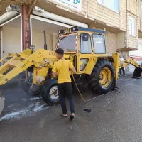 بیل بکهو مدل ۷۷ تازه. تعمیر