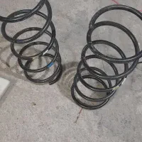 یک جفت فنر ماشین