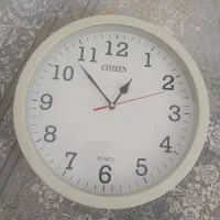 ساعت دیواری سالم