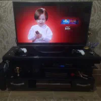 میز تی وی بسیار محکم و تمیز