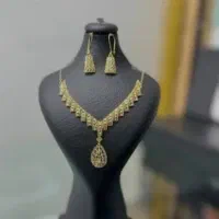 منشی خانم جهت تولید محتوا برای طلافروشی نیازمندیم