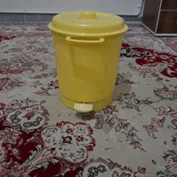 سطل زباله پدالی