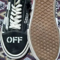 کفش ورزشی