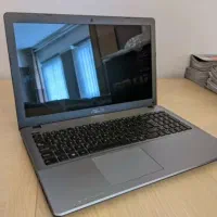 لپتاب ایسوز Asus با وسایل