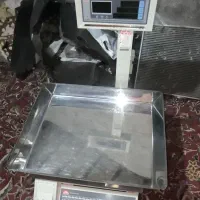 ترازو 75 کیلویی محک