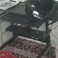 میز و کیس و لوازم جانبی کامپیوتر