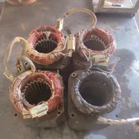 سیم پیچی و همکاری با تعمیرکاران کولر گازی و چیلر
