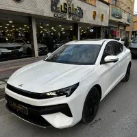 کی‌ام‌سی J7 سفید ۱۴۰۵