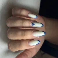 آموزش و کاشت ناخن و مژه