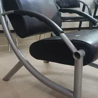 صندلی اداری سالم و محکم