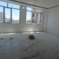 100 متری با پارکینگ و آسانسور