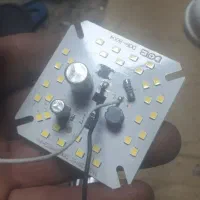 چیپ وبدنه لامپ