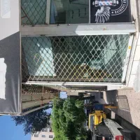 ۴۰متر/همکف/دارای تلفن ثابت/برق و گاز مستقل