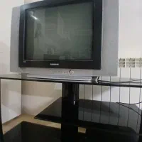 تلوزیون سامسونگ ۲۱ و میز  ۳،۵۰۰،۰۰۰تومن