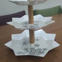 تعدادی ظروف آشپزخانه