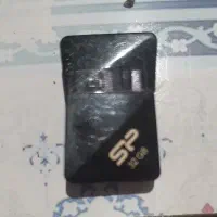 فلش 32 گیگ سیلیکن پاور