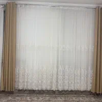 کنار پرده