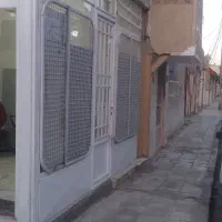 مغازه دو نبش کوچه