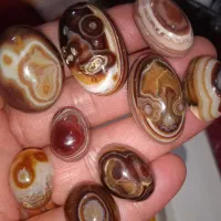 سنگ  عقیق چشم مار سه پوست