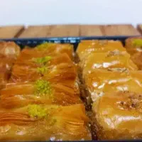 همه روزه ۳۹۰تومن باقلوا استانبول