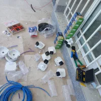 فروش و خدمات دوربین دزدگیر و برق صنعتی