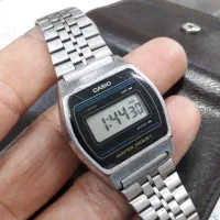 ساعت کاسیو ۲کلید قدیمی