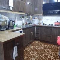 آپارتمان-لادن-سه-سمت-پارک-همکف-باحیاط-خلوت