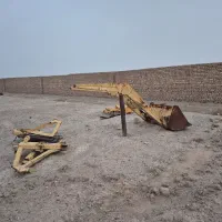 دو عدد بیل تراکتور چهار جک تراکتور ۲۸۵