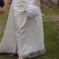لباس عقد
