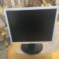 مانیتور کامپیوتر LG