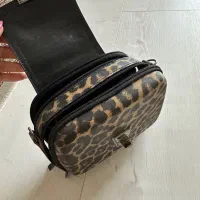 کیف پلنگی|کیف، کفش، کمربند|گنبد کاووس, |دیوار