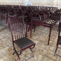 فروش ۱۷۰ عدد صندلی با میز