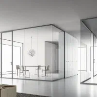 نیروی خدماتی خانم