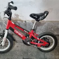 دوچرخه ۱۲ قناری همراه با کمکی و کلاه