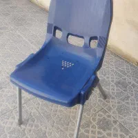 صندلی پلاستیکی پایه فلزی