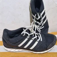 آدیداس ۳خط اصلی