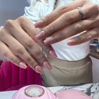 کاشت ناخن فقط فقط ۳۹۹