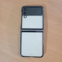 گوشی ۱۲۸گیگ zflip3 سفید