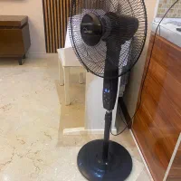 پنکه دیجیتال ایستاده