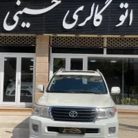 استخدام ۴ نیروی کار در اتوگالری حسینی