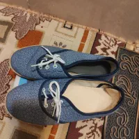 کفش راحتی اسپرت تمیز وسالم