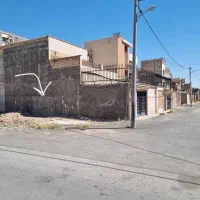 زمین دو نبش کوچه ده متری بعد از کاشان مال