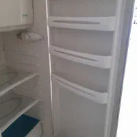 یک عدد یخچال سالم پارس
