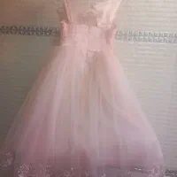 تعدادی لباس کودک