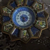 ساعت دیوارسایزکوچیک ۳۰در۳۰ باکبوترم میزنم