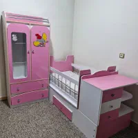 تخت و کمد بچه