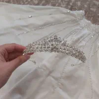 تاج وگوشواره و حجاب عروس