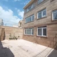 فروش-حیاط-مسکونی-180-متر-آخر-شهناز-مشروطه